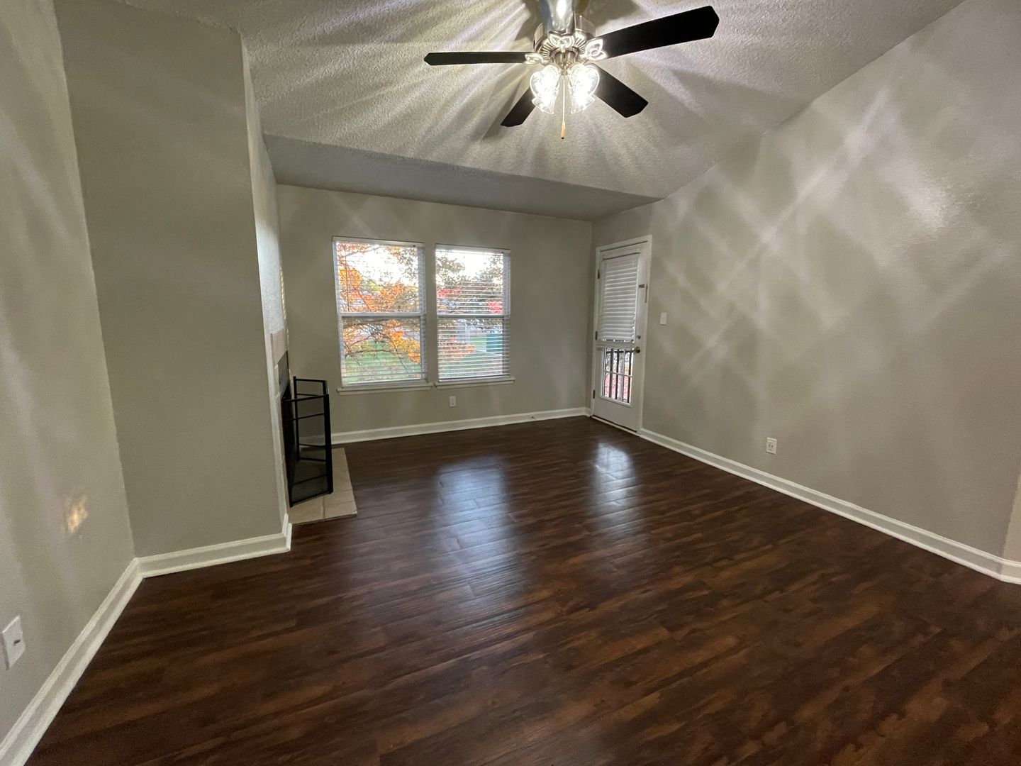 Shawnee Apartment: 11115 W 64th Terrace