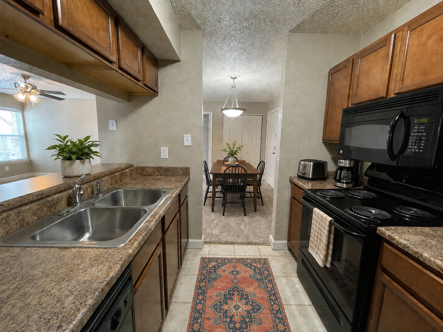Shawnee Apartment: 11115 W 64th Terrace