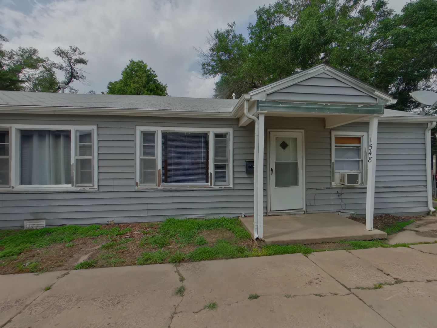 Wichita House: 1548 N Pinecrest Ave