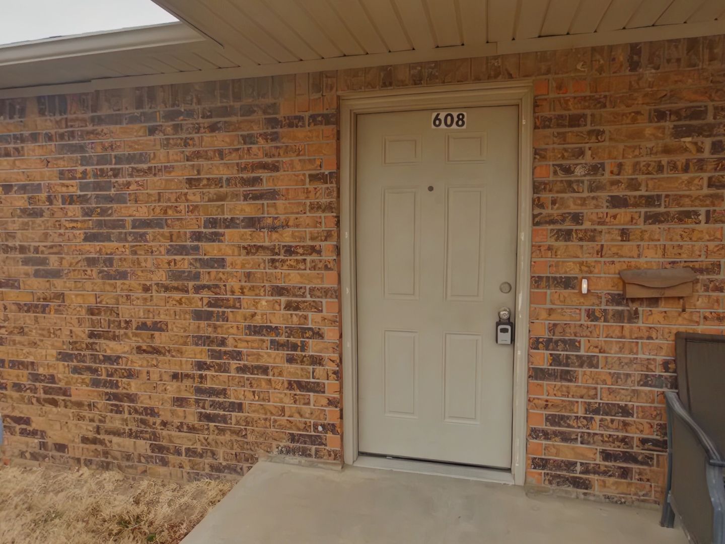 Wichita House: 608 N Richmond