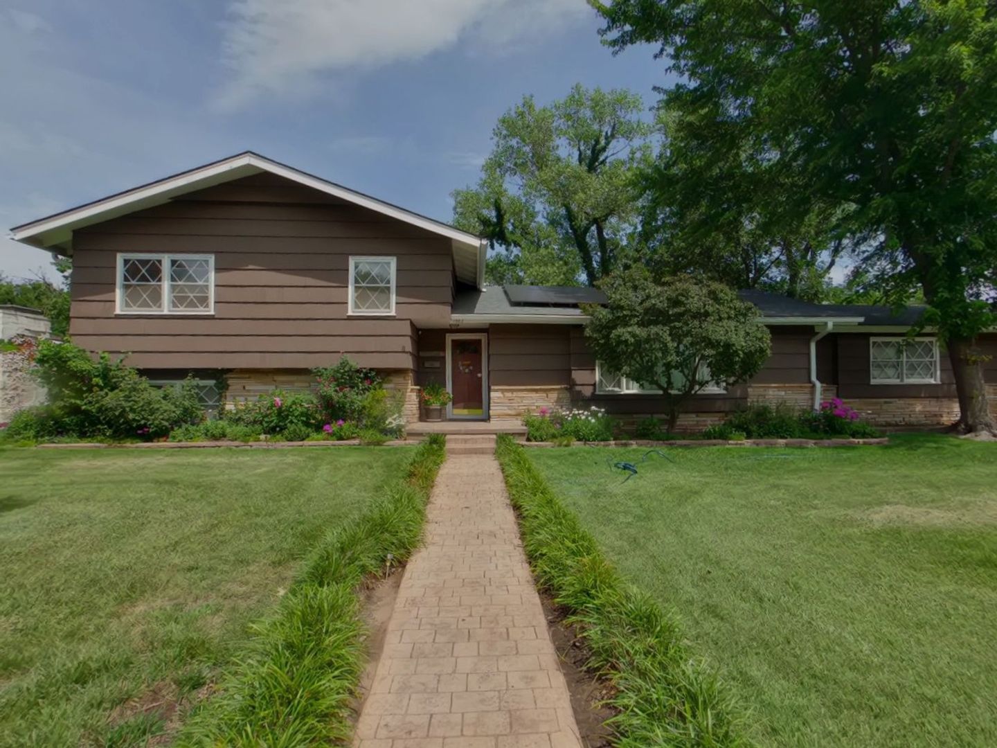 Wichita House: 1802 N Edgemoor St
