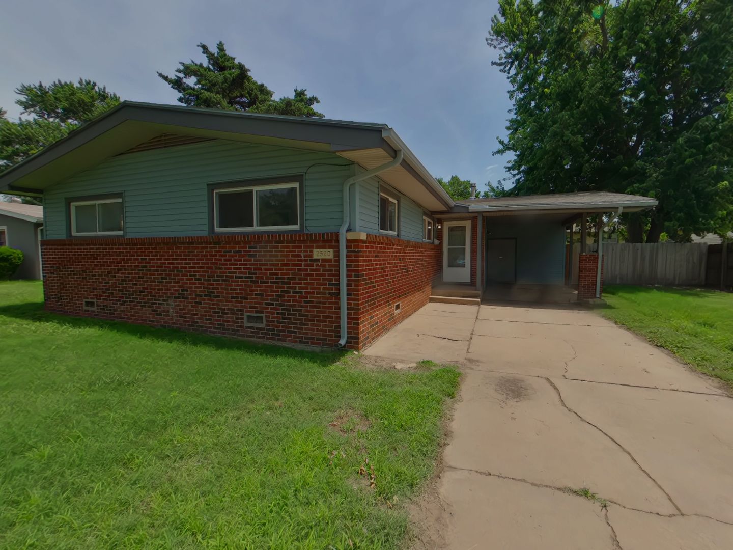 Wichita House: 2520 N Perry Ave