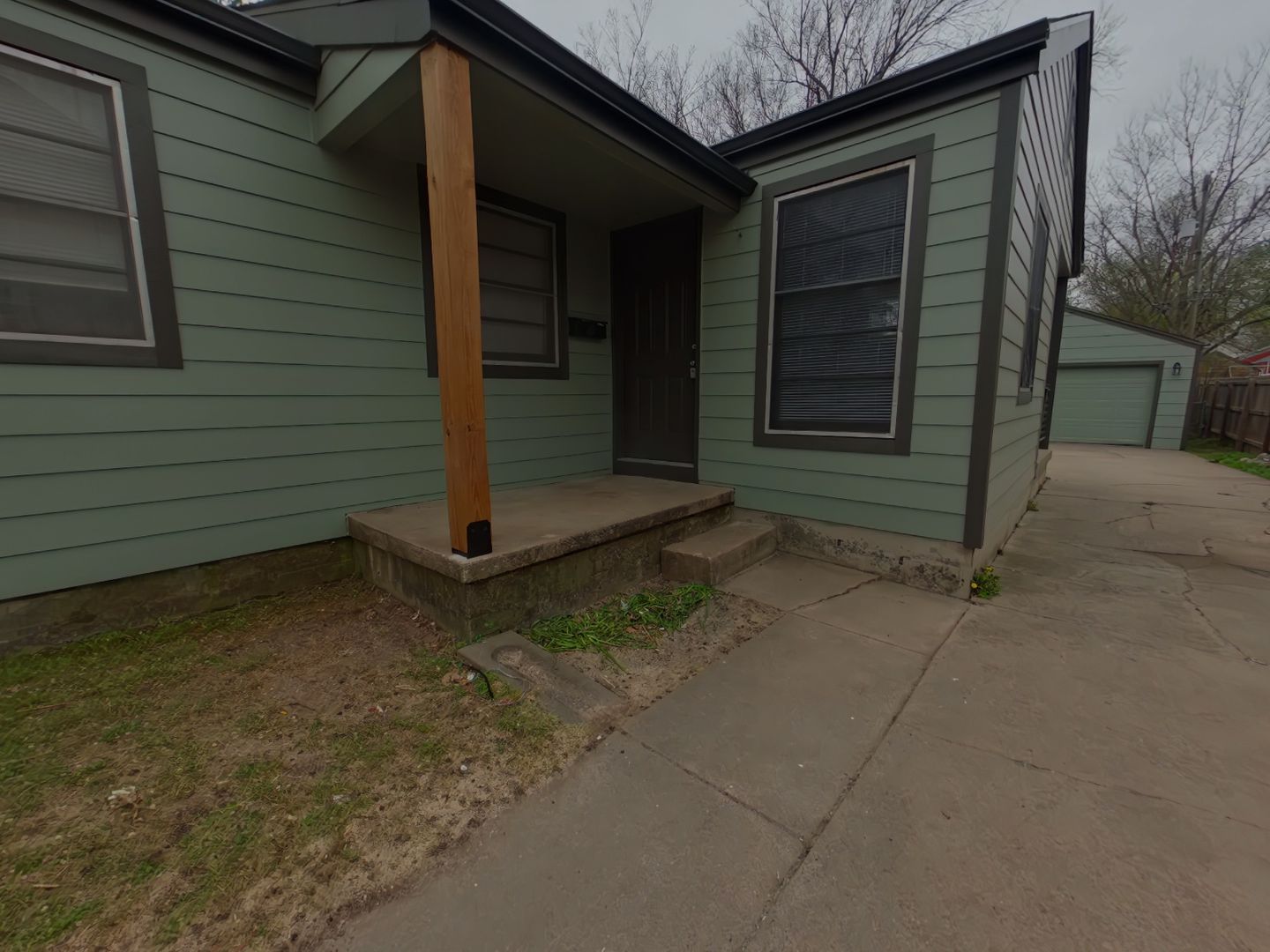 Wichita House: 1823 N Jeanette Ave