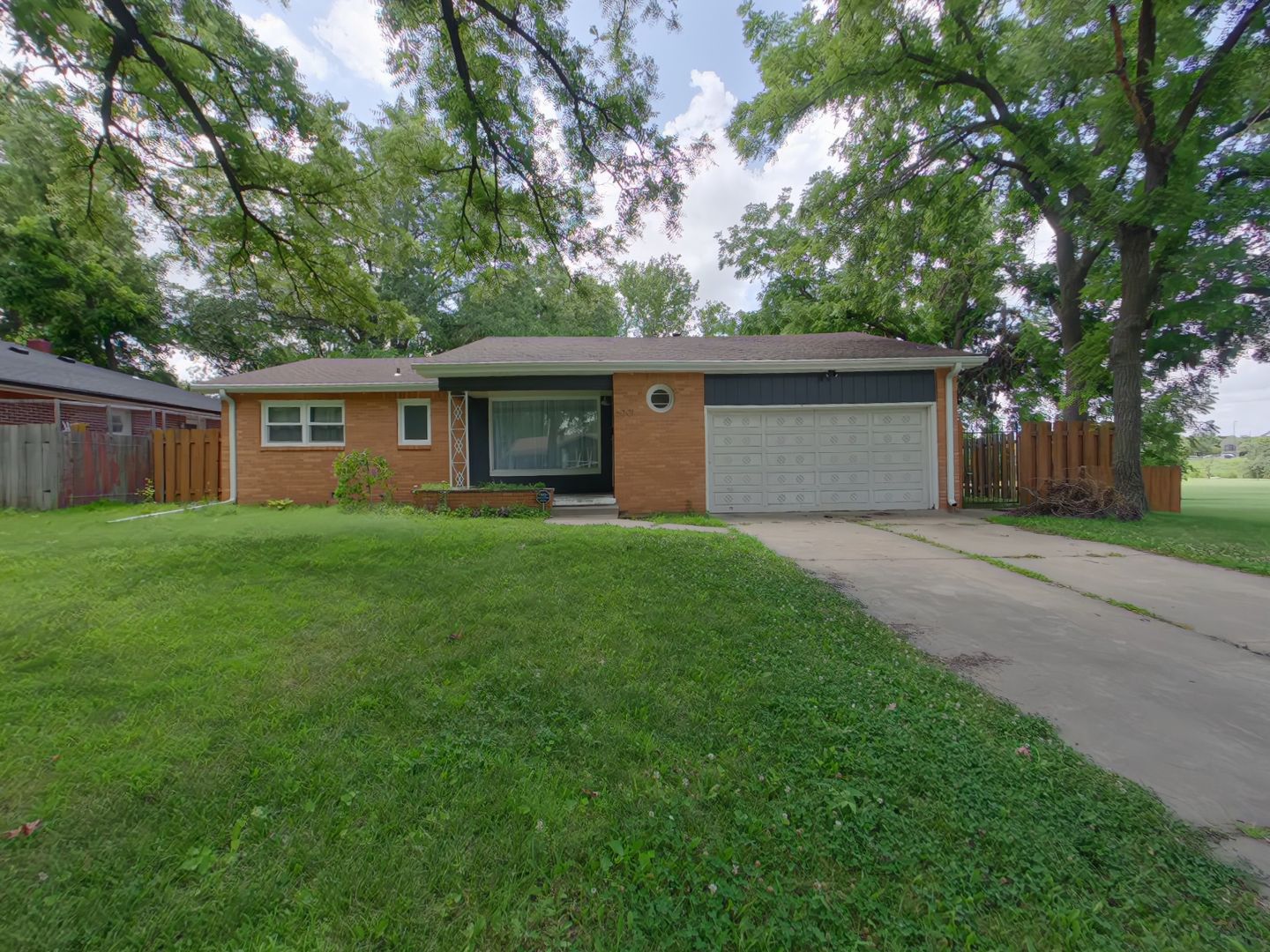 Wichita House: 6001 E 8th St N