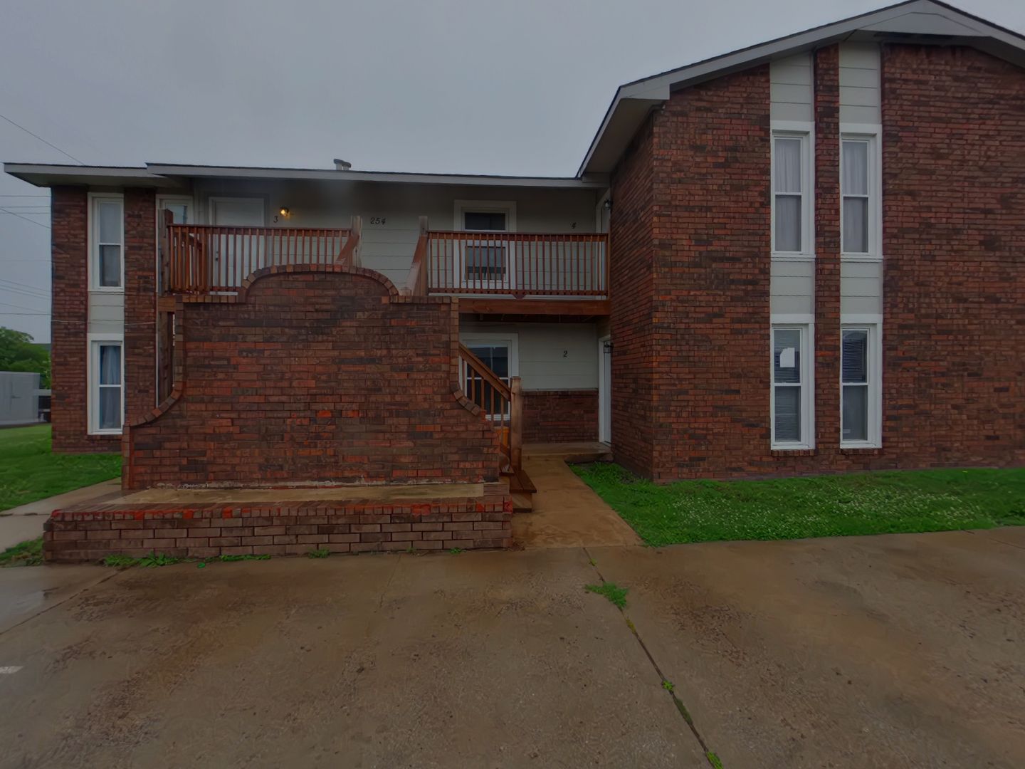 Wichtia House: 254 N Acadia St #2