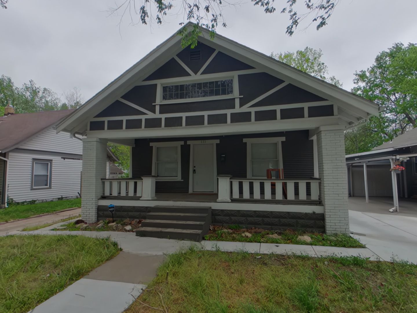 Wichita House: 333 N Volutsia