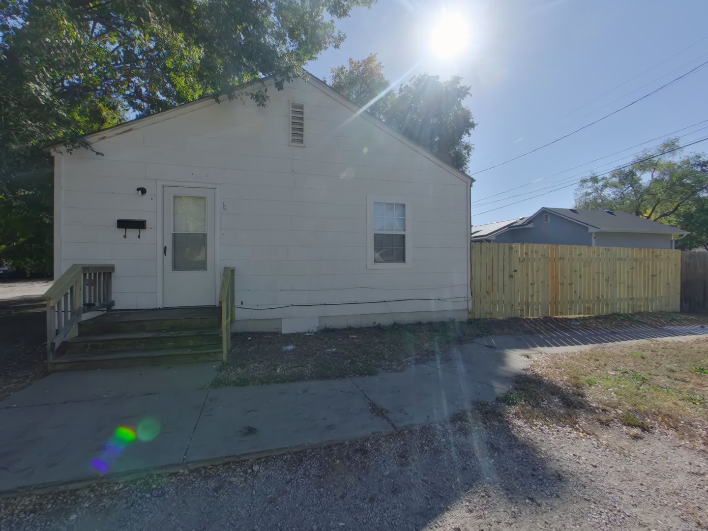 Wichita House: 4321 E Bayley St