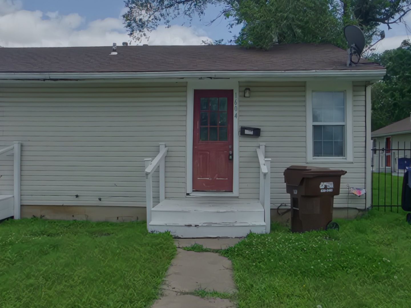 Wichita Apartment: 1604 South Martinson Street