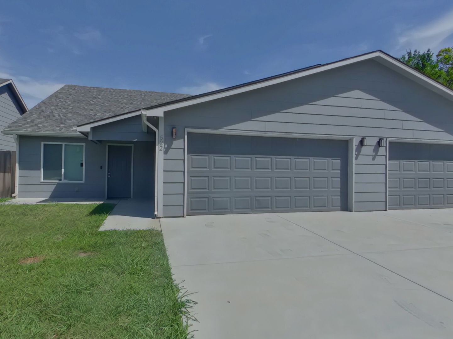 Wichita Apartment: 520 N Mathewson Ave