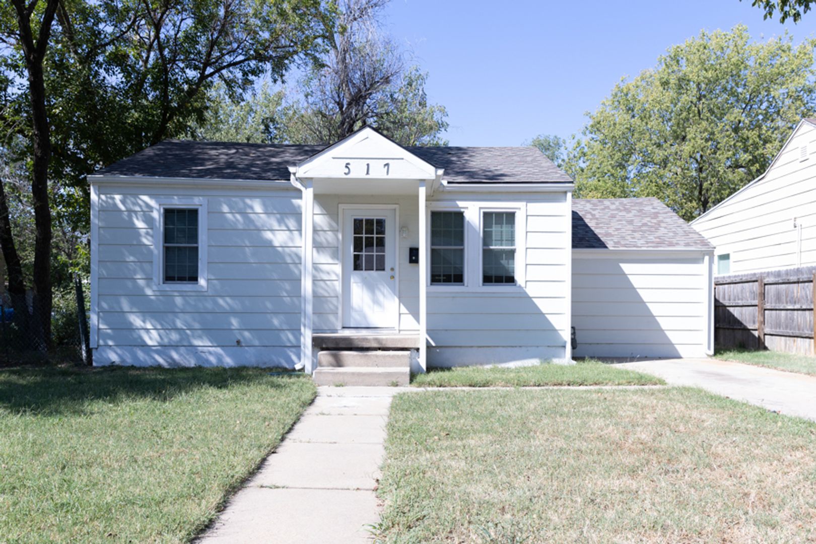 Wichita House: 517 N St Paul