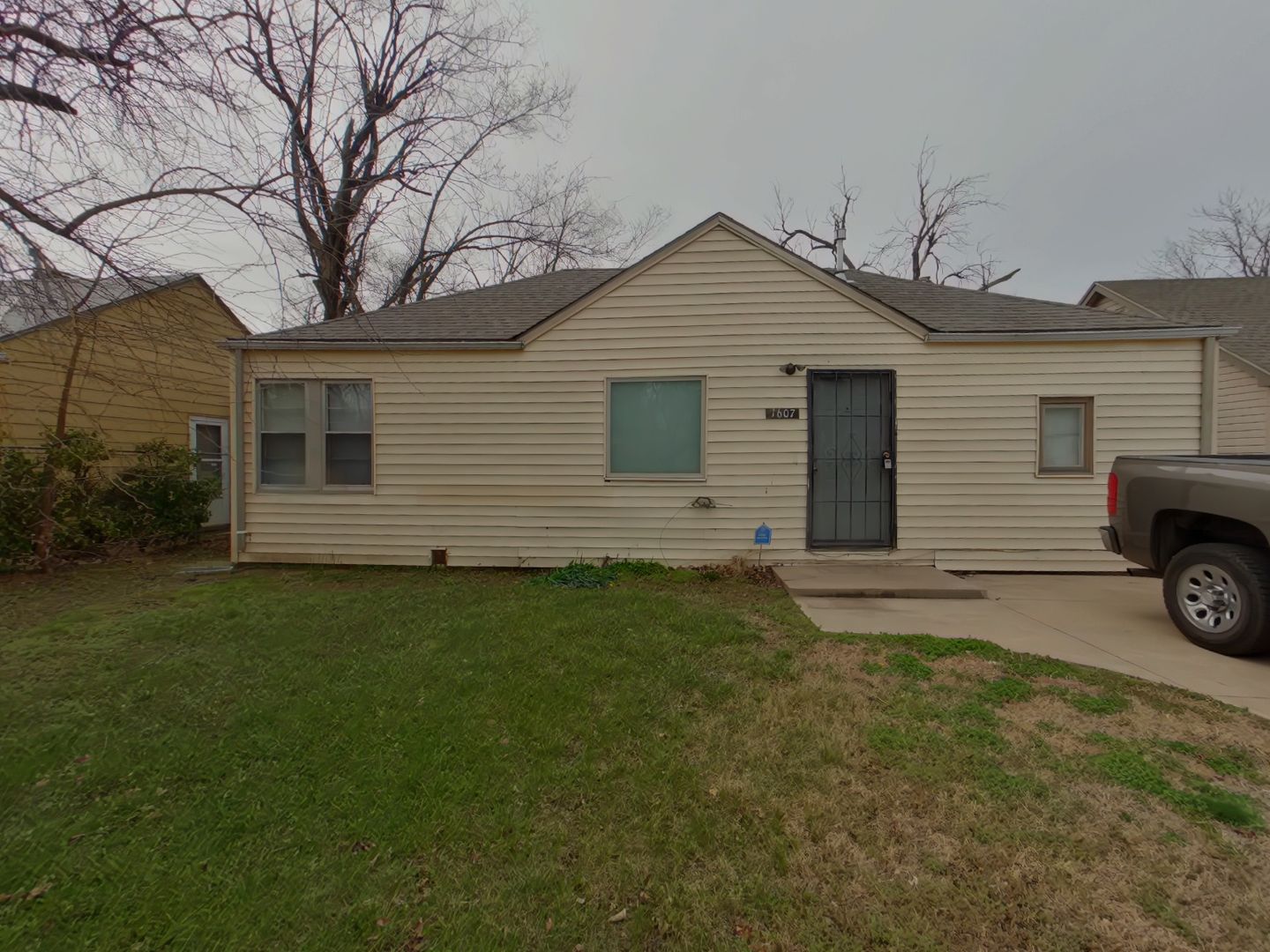 Wichita House: 1607 N Erie St