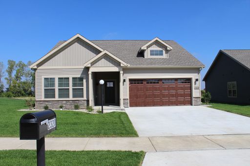 2320 Lovie Lane – photo 1