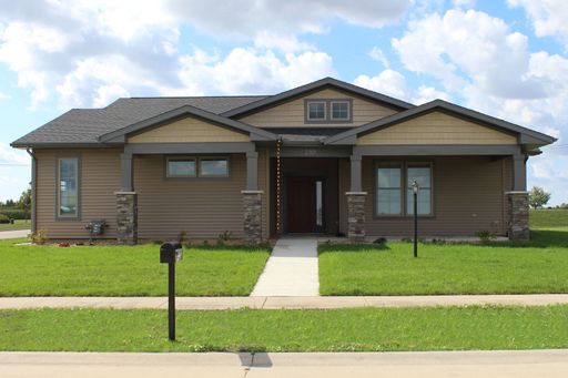 2301 Lovie Lane – photo 1