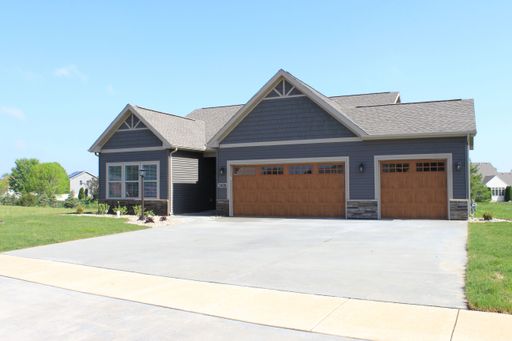 2408 Cobble Creek – photo 1