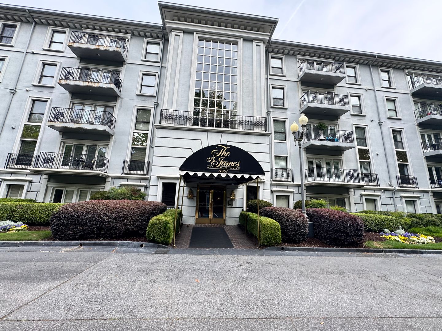 Atlanta House: 3201 Lenox Rd. NE Unit 2