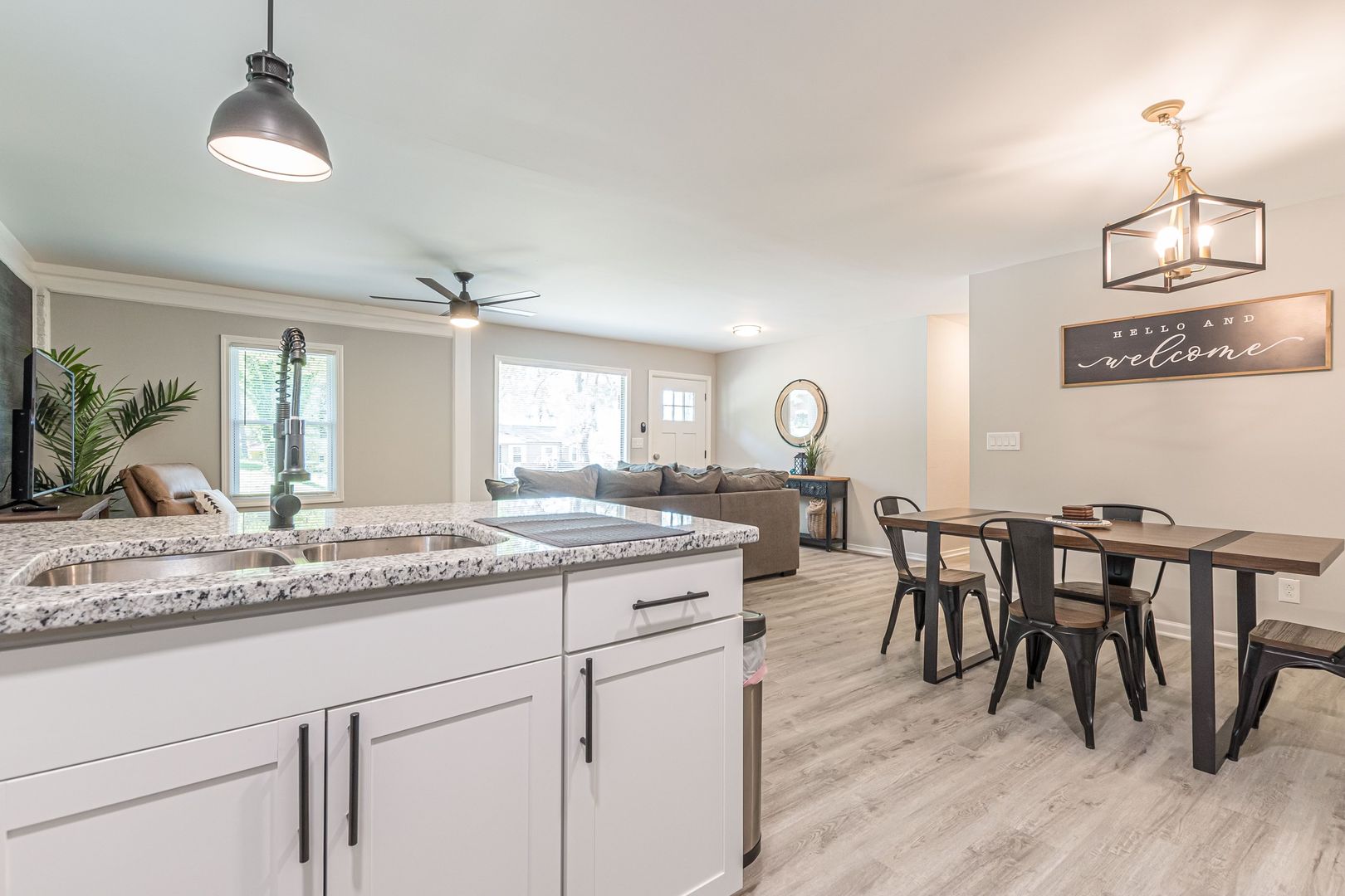 865 Sandy Creek Drive, Atlanta, GA 30331