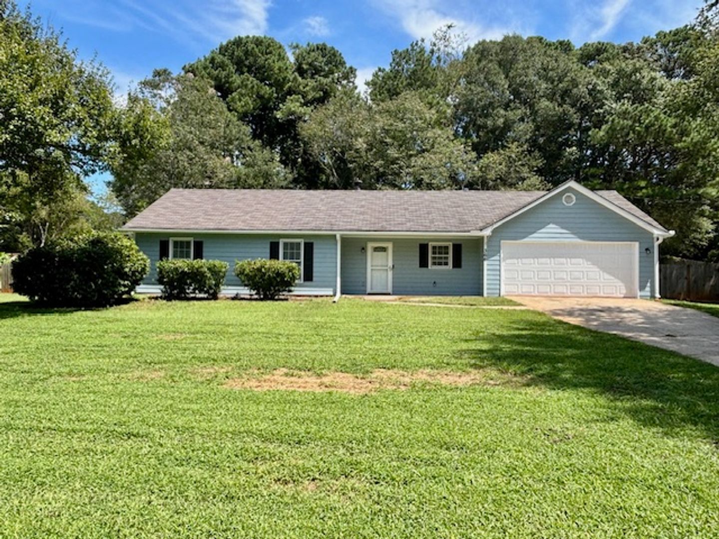 Auburn House: 366 Cross Creek Place