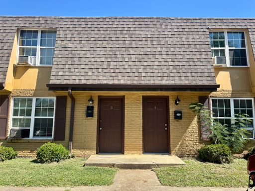 2 Bedroom Townhome – 3198 Washington Rd. - #4, Atlanta, GA 30344