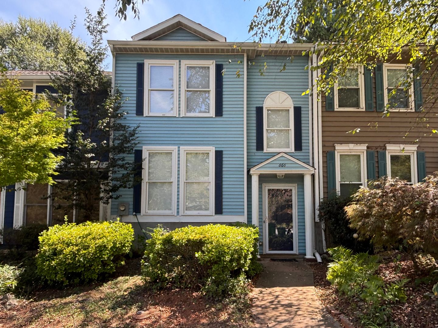 Avondale Estates House: 666 Stratford Green Way