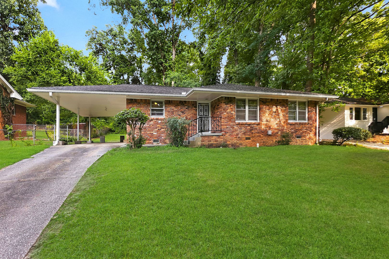 Atlanta House: 2798 Dearwood Dr SW