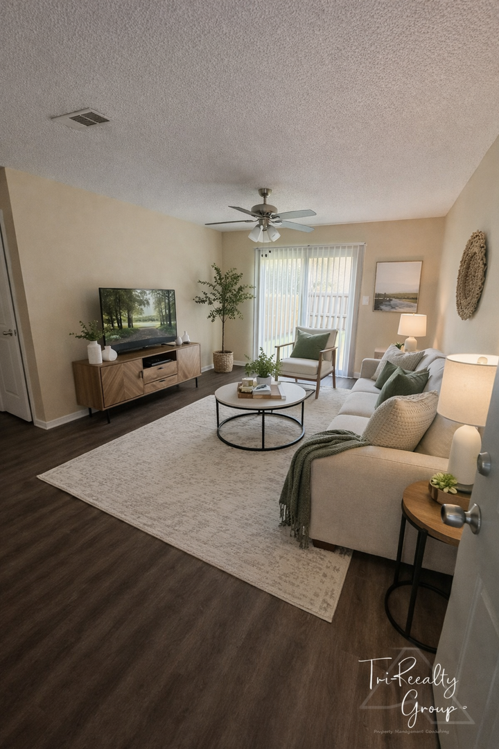 Texarkana Apartment: 1400 E. 35th St.