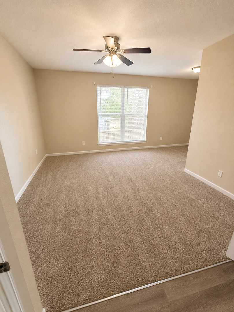 Texarkana Apartment: 1400 E. 35th St.
