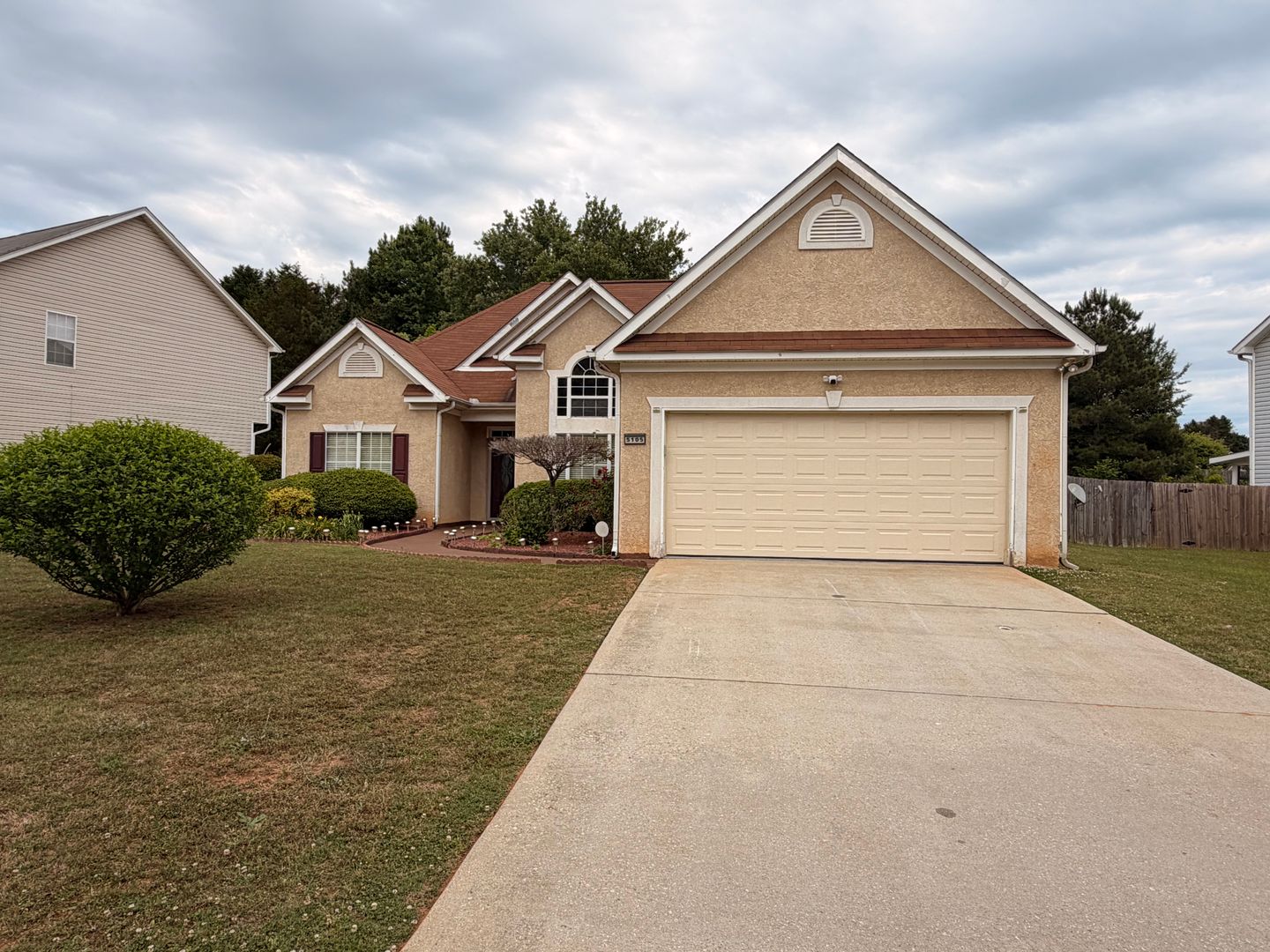 McDonough House: 5105 Yellow Pine Dr