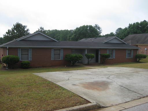 2 Bedroom Rental – 1849 Riverchase Circle NE, Conyers, GA 30013