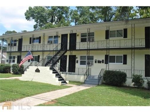 Affordable 1BR/1BA near Porsche HQ! Move-In Special: $599 MOVE-IN SPECIAL!!!