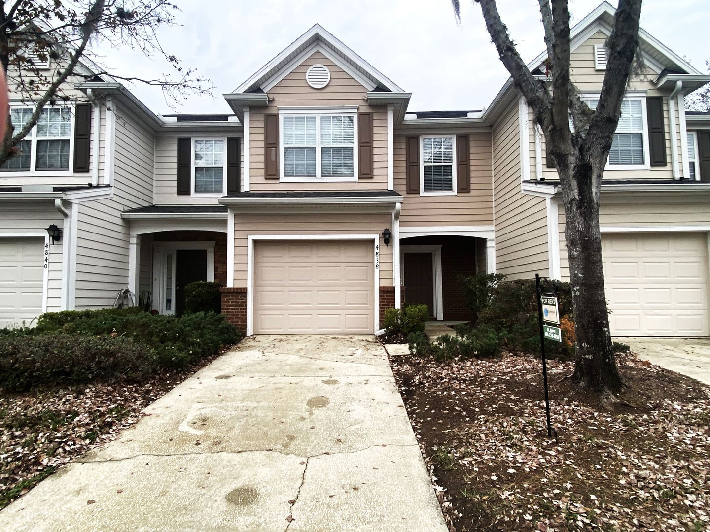 Jacksonville House: 4838 PARKHURST PL