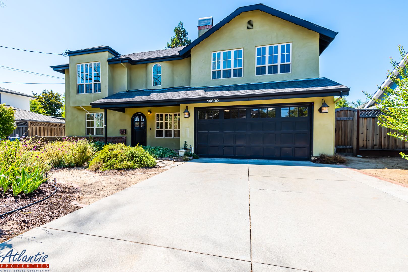 San Jose House: 14800 Berry Way