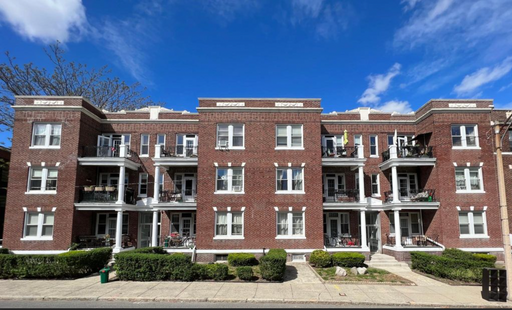 2 Bed 1 Bath – photo 1