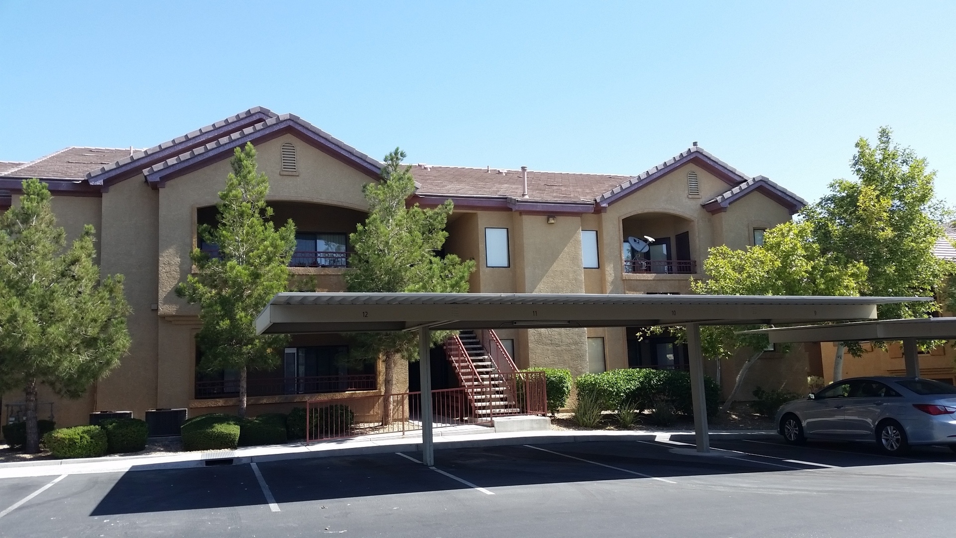 Las Vegas House: 8250 Grand Canyon #1014