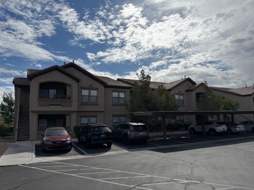 3 Bedroom Condo - Gated Community – photo 1