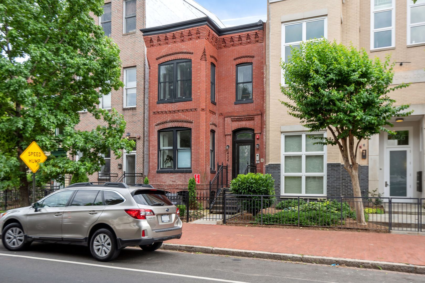 Washington Condo: 424 M St NW #2