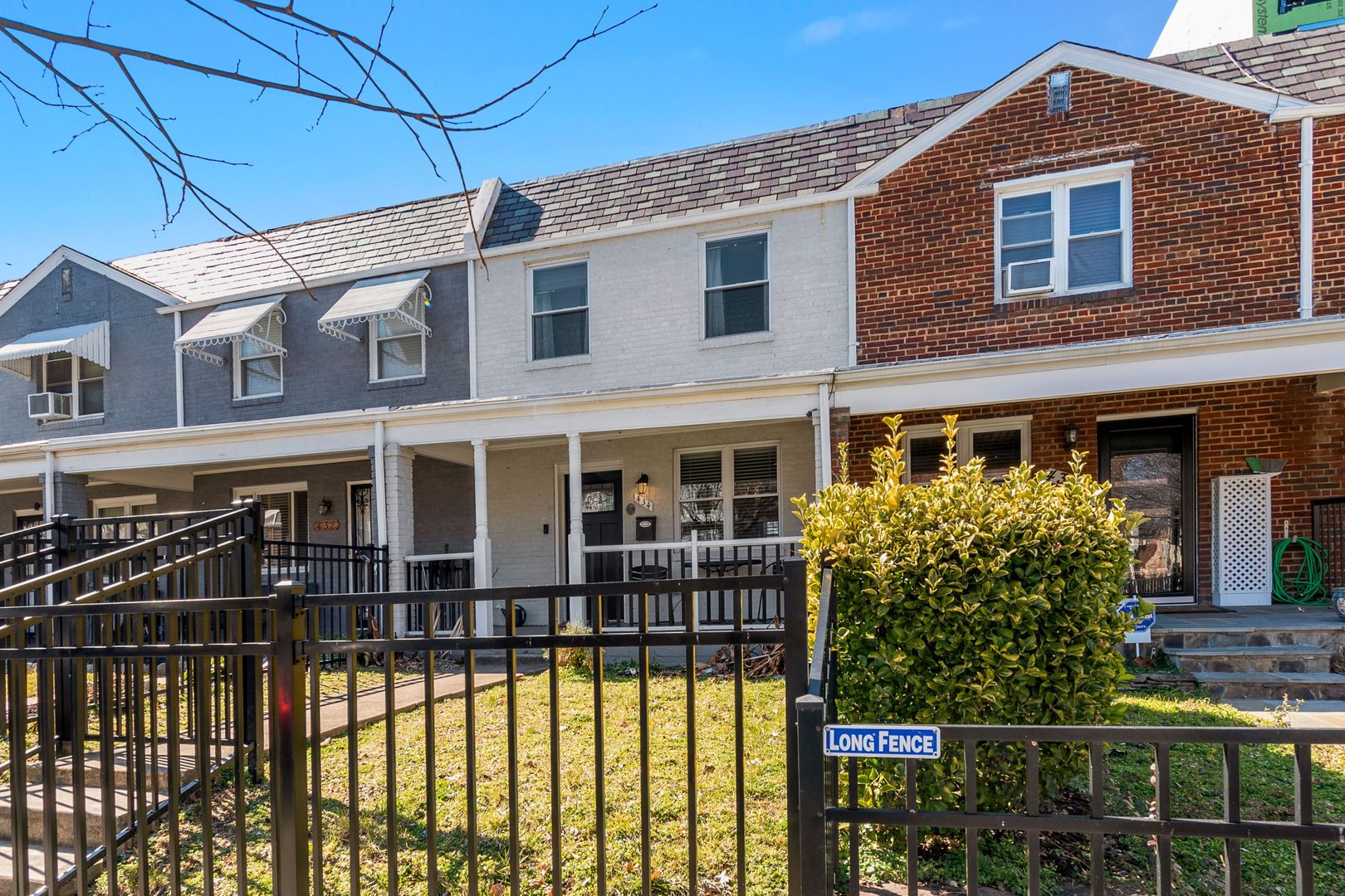 Washington House: 434 19th St NE