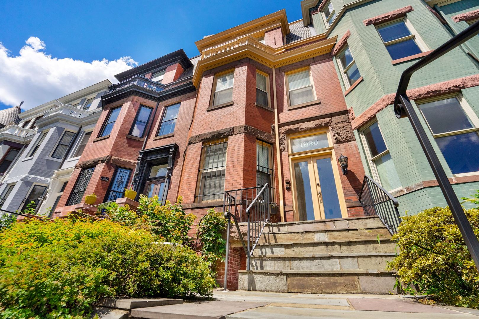 Washington House: 1925 S ST NW Unit B