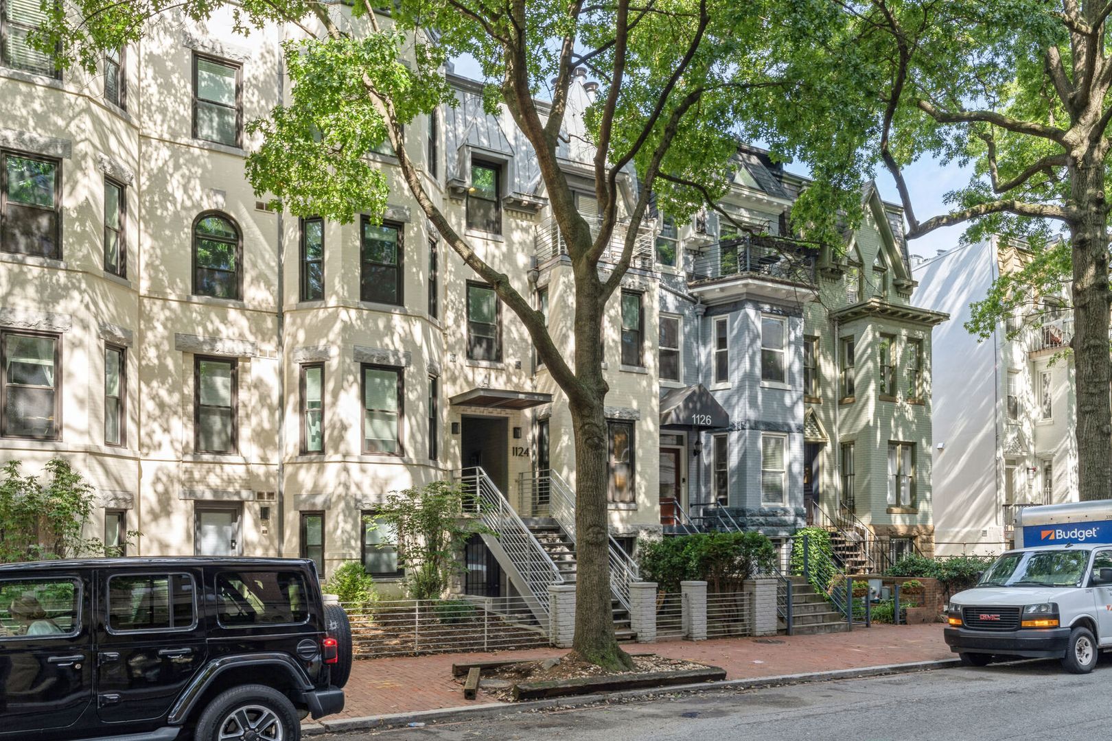Washington Condo: 1124 25th St NW #211