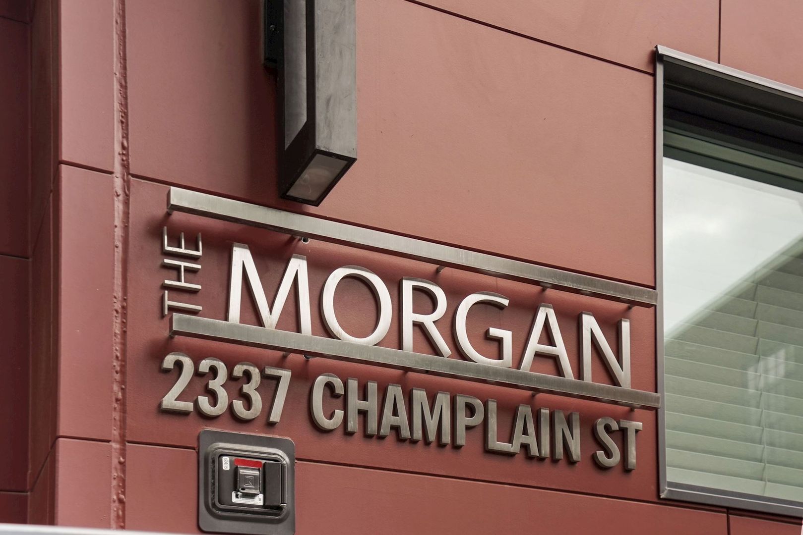 Washington Condo: 2337 Champlain St NW # 102