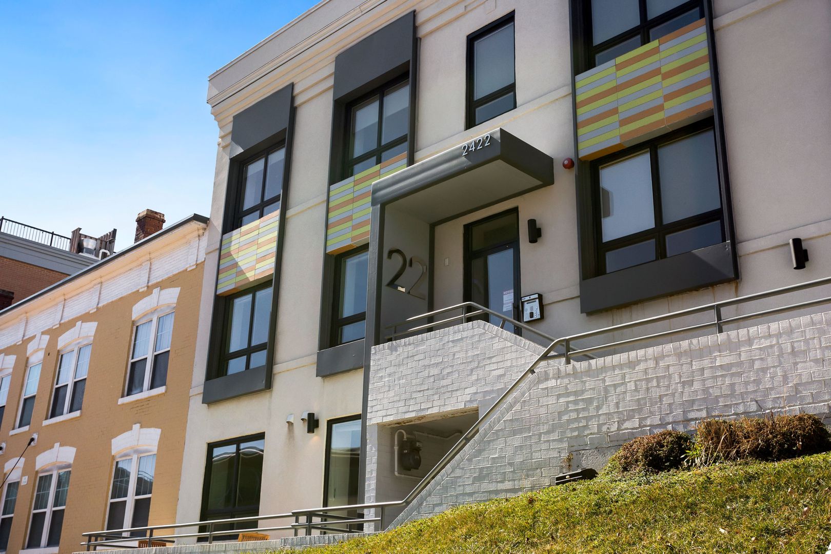 Washington Condo: 2422 17th St NW #106