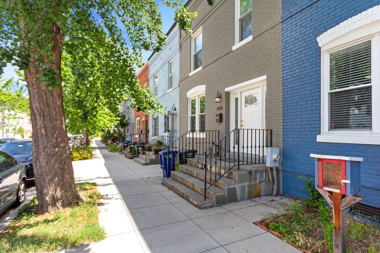 Washington House: 1226 Carrollsburg Place SW