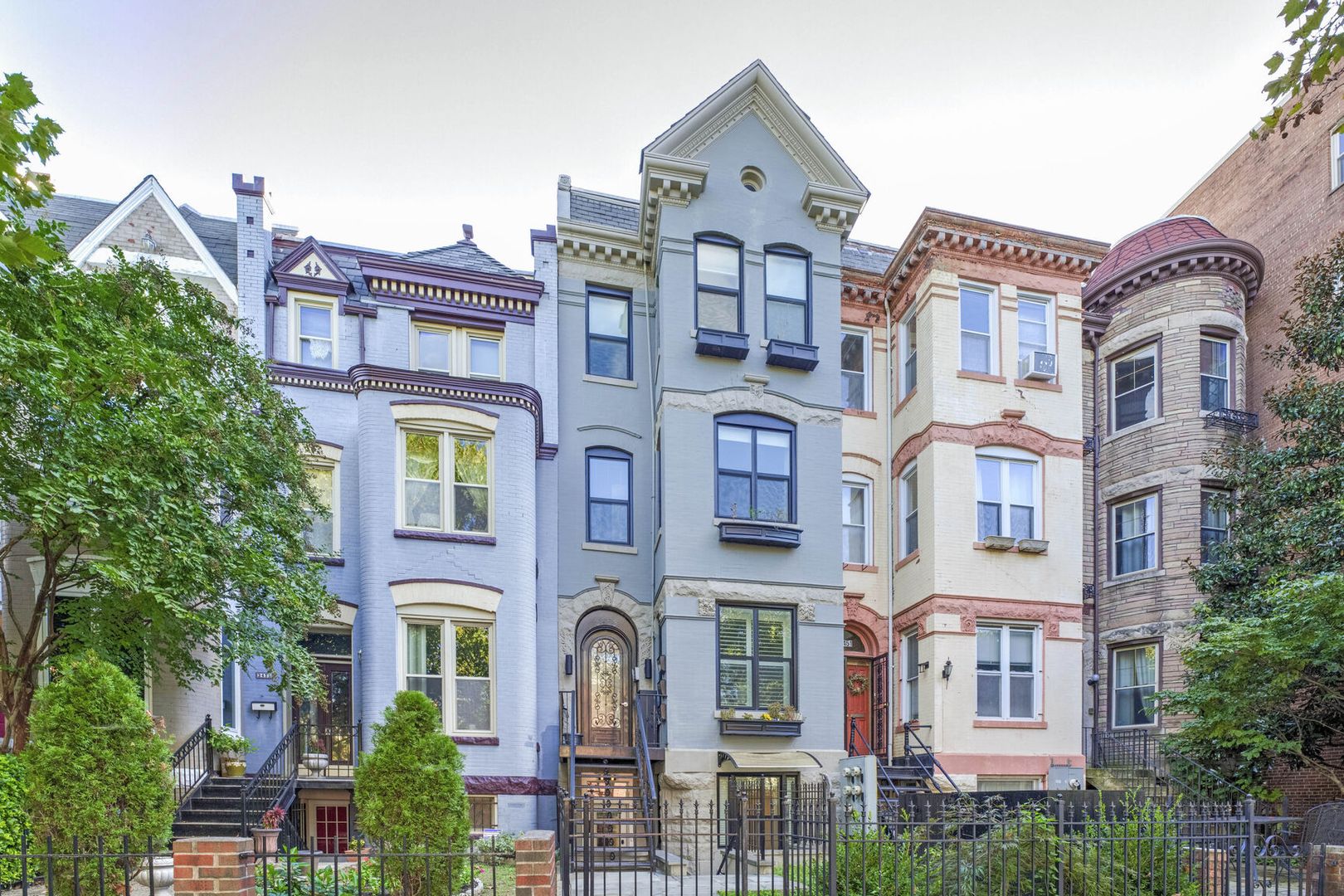 Washington Condo: 3453 Holmead Pl NW Unit 1