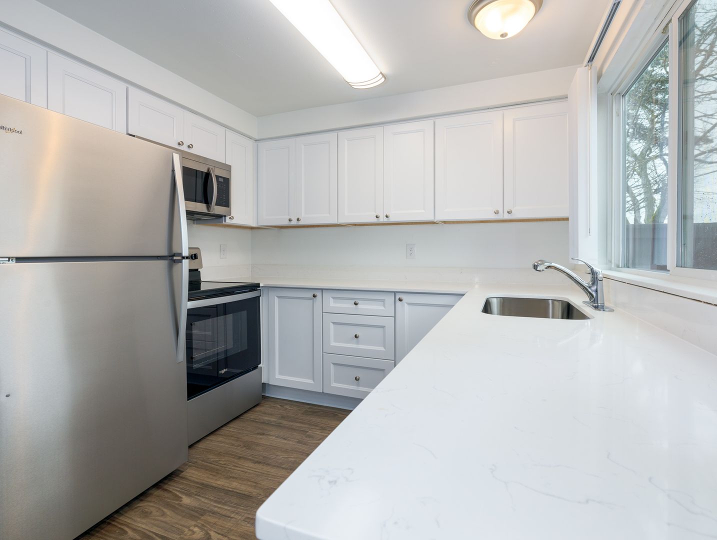 Gresham Apartment: 2710 NE Division St.