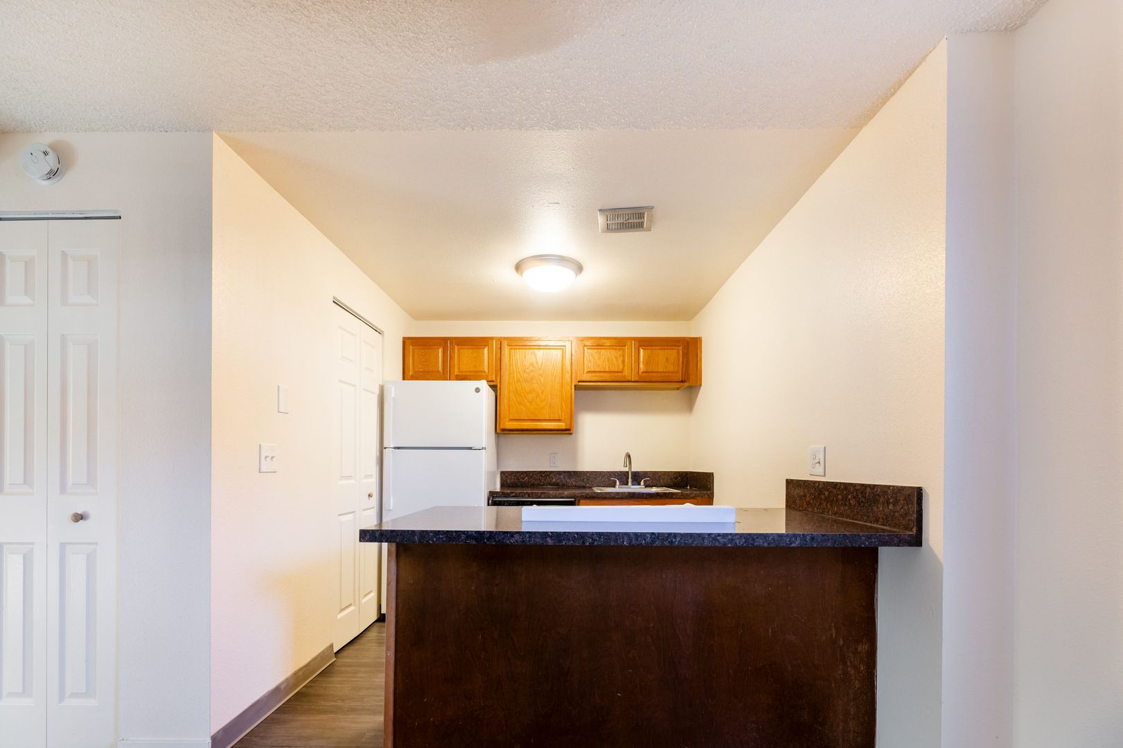 Portland Apartment: 12625 SW Hall Blvd
