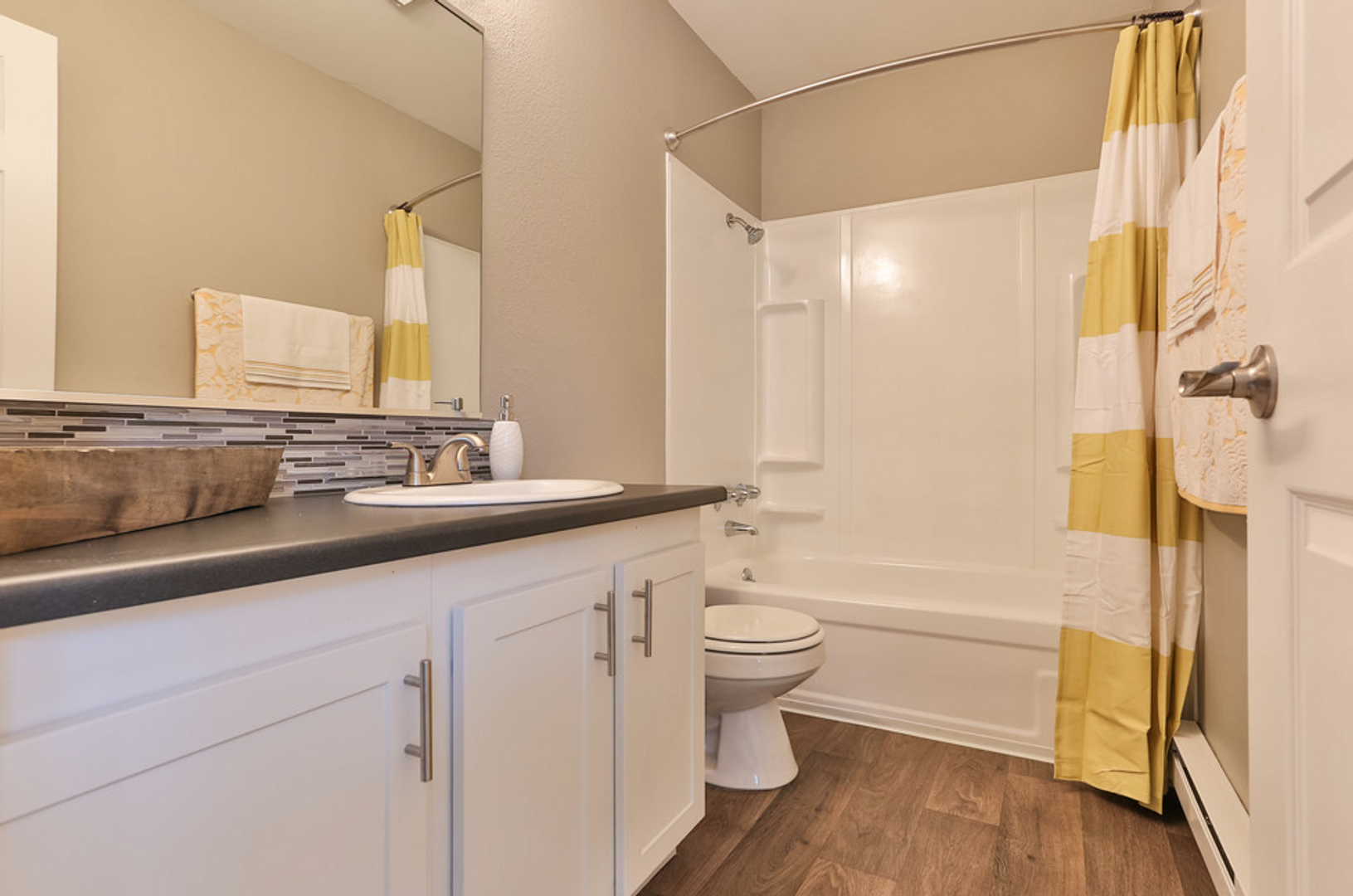 Gresham Apartment: 165 SW Eastman Pkwy