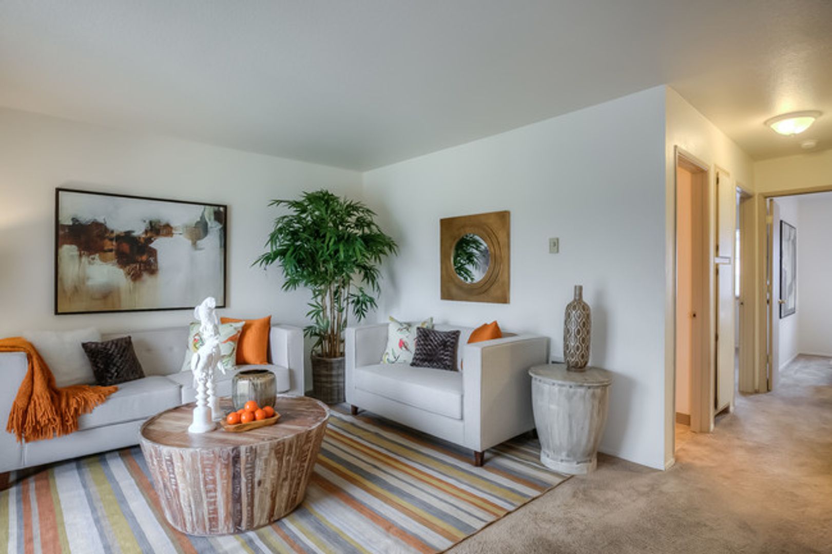 Gresham Apartment: 805 NE Kane Drive