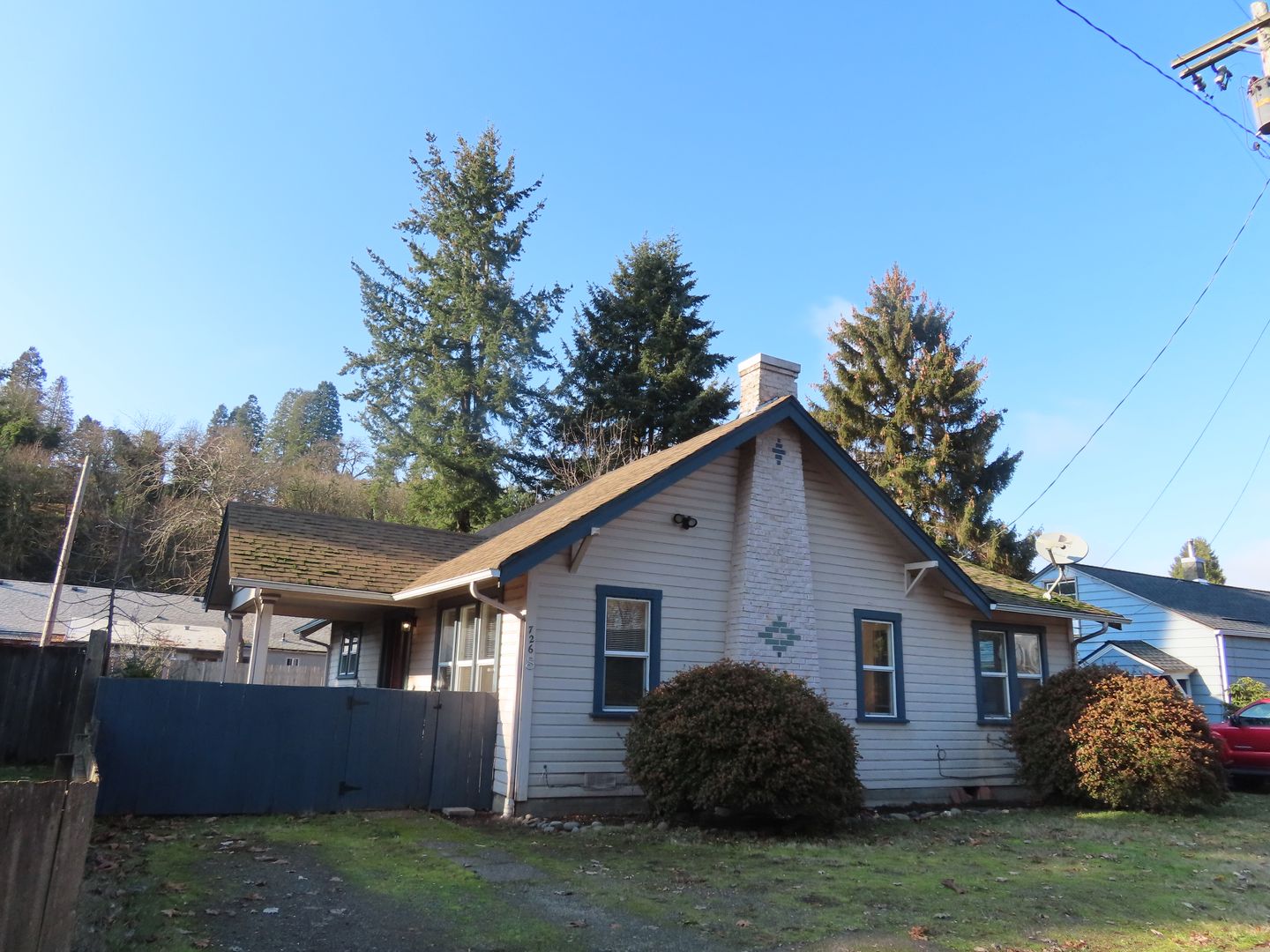 Springfield House: 726 Water St.