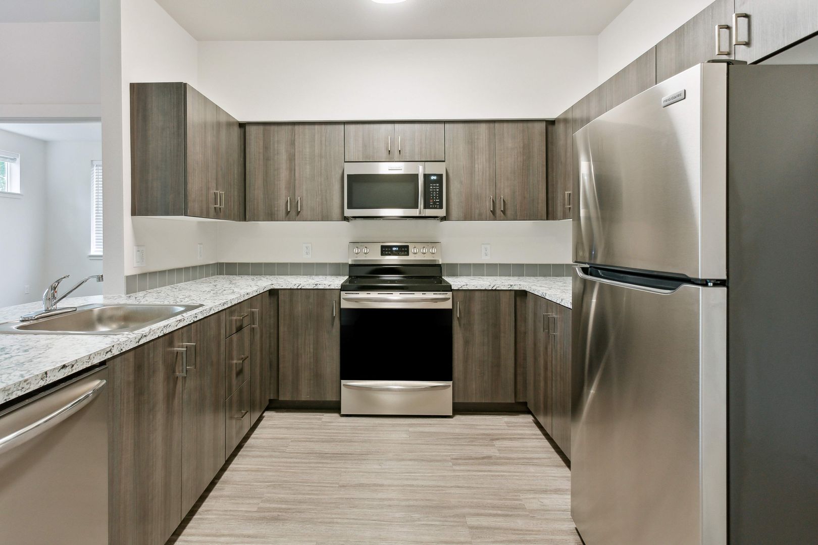 Newberg Apartment: 4460 E Jory Street