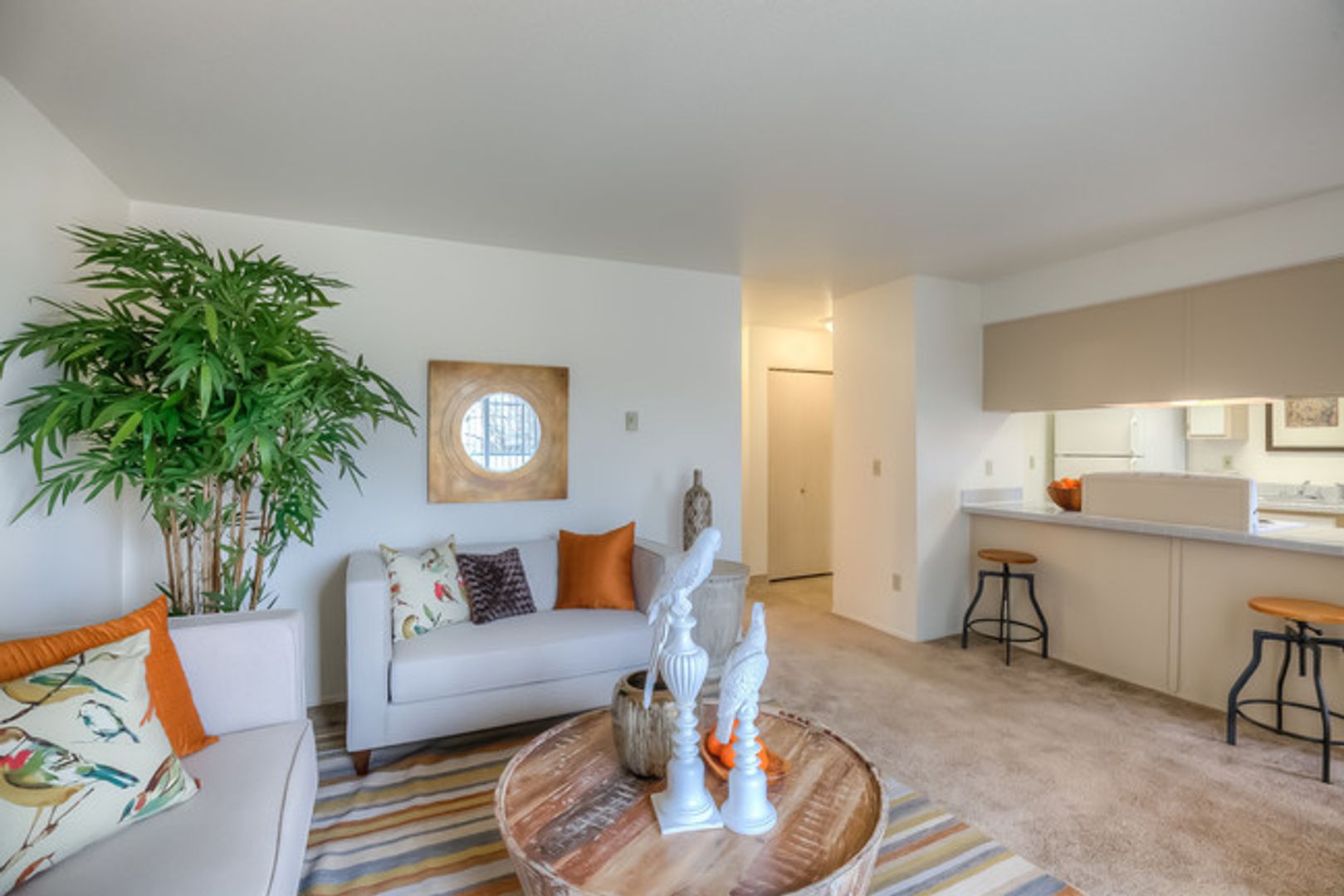 Gresham Apartment: 805 NE Kane Drive