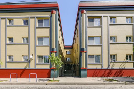 1631 SW Yamhill St #301 – photo 1